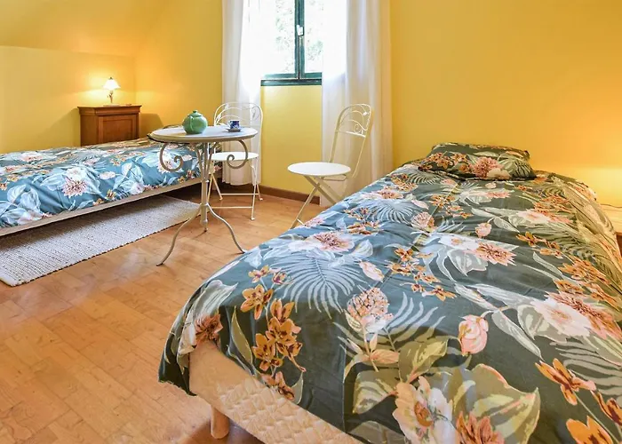 Lovely In Le Mesnil-Esnard