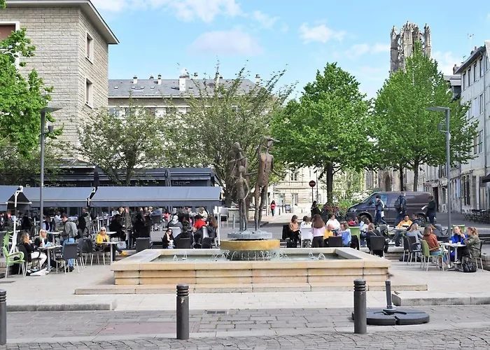 Lovely In Appartement *