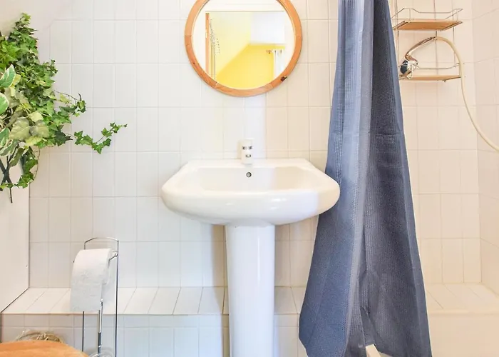 Appartement Lovely In Le Mesnil-Esnard